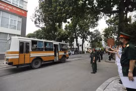 越南人民军队驰援南部地区助力抗击疫情
