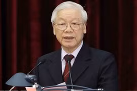 越共第十三届中央委员会总书记阮富仲简历