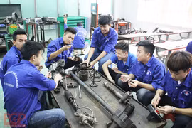 北江省多措并举提升人力资源质量