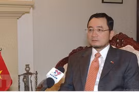 加拿大友人高度评价越南共产党的领导作用