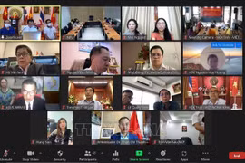 越南驻泰国大使馆协助旅泰越南人抗击新冠疫情