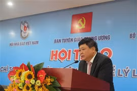 革新30年的新闻媒体——理论及实践问题研讨会在河内举行