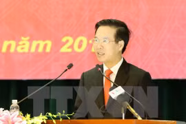 武文赏在会上发表总结讲话。