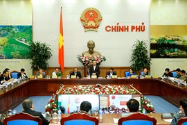 越南政府总理阮春福主持毒品犯罪预防打击和禁吸戒毒工作视频会议。