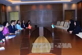 越南国会主席阮氏金银会见阿联酋宽容部长