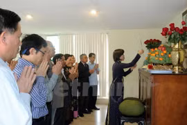 越南驻墨西哥大使馆举行敬香仪式缅怀国祖雄王（越通社—VNA）