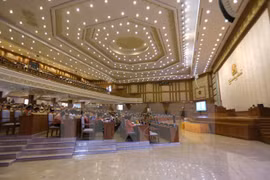 2月8日在内比都召开缅甸联邦议会会议全景。