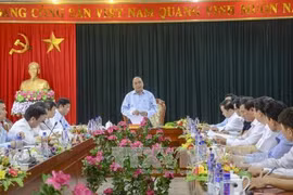 阮春福在会议上发表讲话（图片来源：越通社）