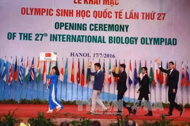 第27届国际生物奥林匹克竞赛开幕式在越南举行（图片来源：越通社）