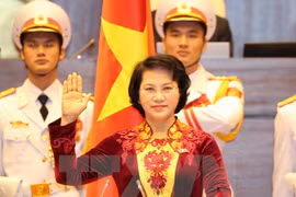 阮氏金银女士宣誓就职（图片来源：越通社）