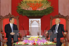 越共中央总书记阮富仲会见中国广西壮族自治区党委书记彭清华（图片来源：越通社）