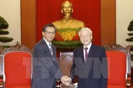 越共中央总书记阮富仲会见日本驻越南大使（越通社—VNA）