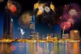 胡志明市将燃放烟花 庆祝八月革命暨九·二国庆节71周年（图片来源：越通社） 