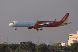 越捷航空公司引进两架空客A321型飞机