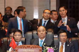 越南政府总理阮春福已出席了东亚峰会（EAS）。
