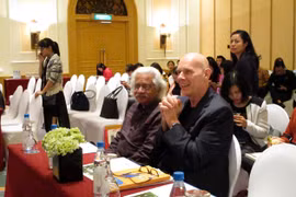 新闻发布会场景（图片来源：http://www.nhandan.com.vn/）