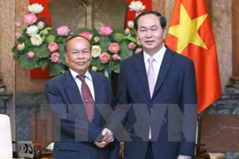 越南国家主席陈大光会见柬埔寨国家宗教事务部高级部长亨柴（图片来源：越通社）