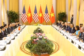 越南国家主席陈大光与美国总统奥巴马进行会谈(图片来源：越通社）