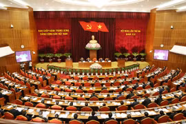 越南共产党第十二届中央委员会第三次全体会议7月4日上午在首都河内开幕。（图片来源：越通社）
