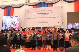 印尼总统大学为越南等国留学生举行毕业典礼​(图片来源：越通社）