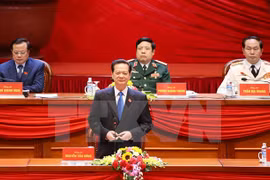 阮晋勇总理主持会议