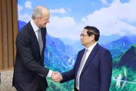 越南政府总理范明政会见西门子集团总裁兼首席执行官
