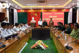 成功营救在海上遇险的7名广义省渔民