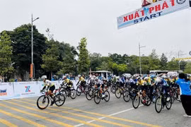 2024年Biwase杯国际女子自行车赛吸引百余名运动员参赛