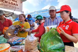 万亿越盾支持人们过上“仁爱春节”