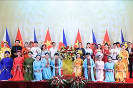 越南国家主席武文赏设宴招待菲律宾总统马科斯