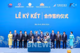 越航与中国伙伴签署总额近5亿美元的合作协议