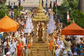 越南常驻联合国代表向老挝和柬埔寨代表团致传统新年祝福