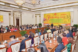 2024年家乡之春：海外越南人愿为国家作出更多的贡献