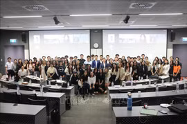 柬埔寨媒体对越南派遣学生出国留学政策做出评价