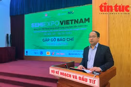 越南国家创新中心主任武国辉先生发表讲话。图自越通社