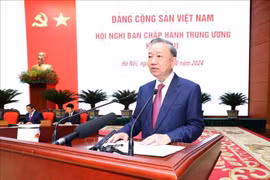 越南共产党中央委员会总书记、越南社会主义共和国主席苏林发表就职演讲。图自越通社