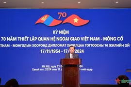 越南农业与农村发展部部长黎明欢发表讲话。图自人民军报