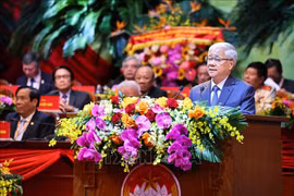 越南祖国阵线第十届中央委员会主席杜文战发表讲话。图自越通社
