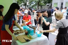 越南美食吸引韩国游客。图自越通社