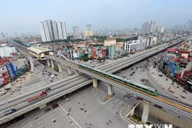 越南河内吉灵—河东线城铁项目开始全线试运行（组图）