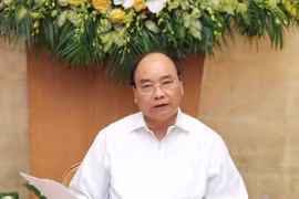 阮春福主持召开政府3月份例行会议（组图）