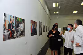  越南与古巴团结关系60周年图片展开展