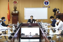  武德儋副总理： 希望医师们继续齐心协力做好治疗工作 尽可能做到无死亡病例
