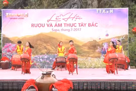 来老街省沙巴市享受西北地区美食