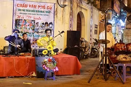 民间音乐队表演。（图片来源：《人民军队报》）