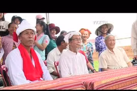占族传统手工艺村——宁顺省新兴旅游目的地