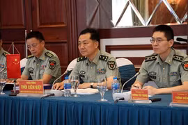 越中两军加强科研合作