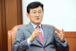 韩国承诺以明确的愿景和政策加强与东盟的关系