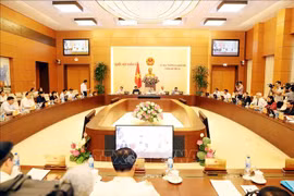 越南国会常委会第三十四次会议：第一季度GDP增速约达6.79%