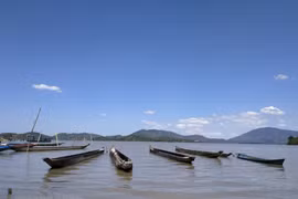 探索得乐省乐湖 